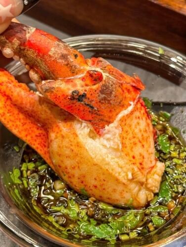 LIMITED EDITION: Giant Deep-Sea Lobster Pincers 🔥 Hurry up! photo review